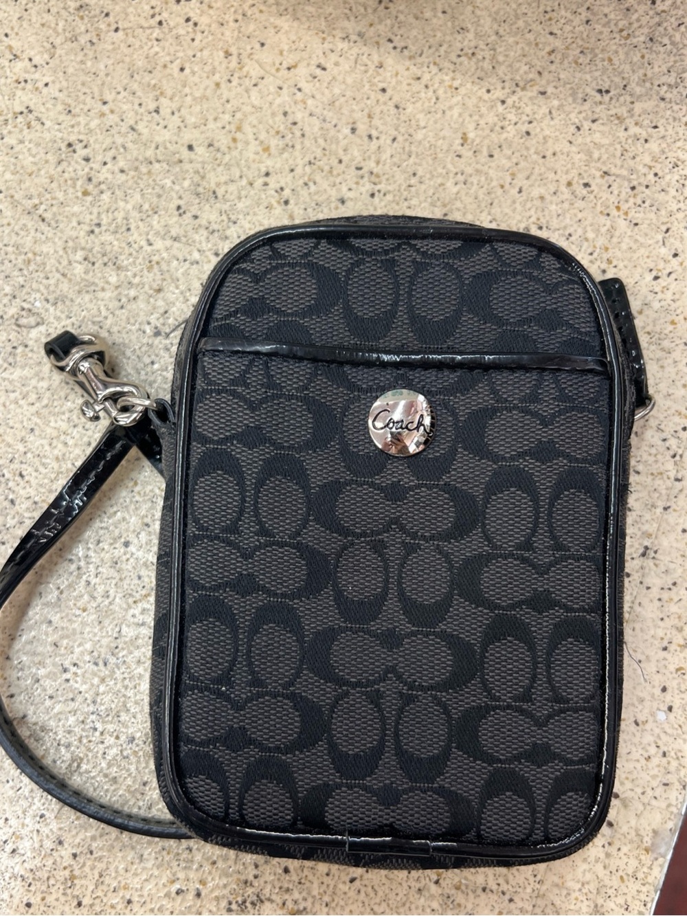 Coach wristlet case
